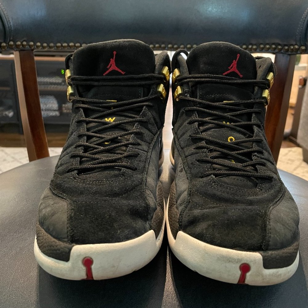 Air Jordan Retro 12 Reverse taxi size 12.5